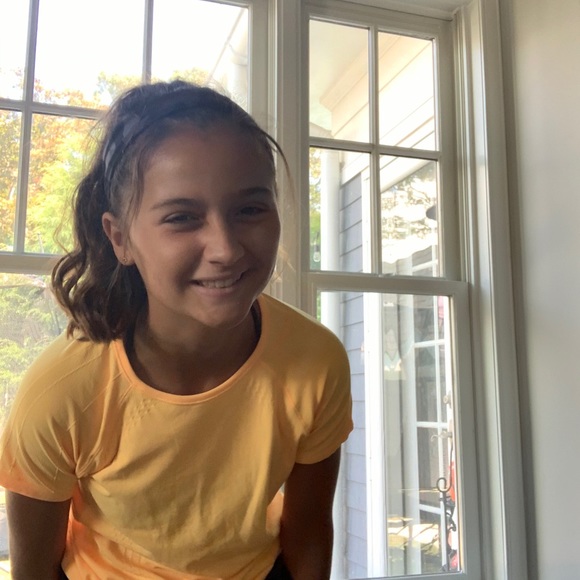 Meet your Posher, Kendall - Picture 1 of 1